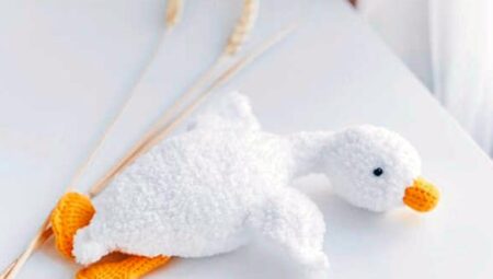 Amigurumi Crochet Sweet Goose Free Pattern