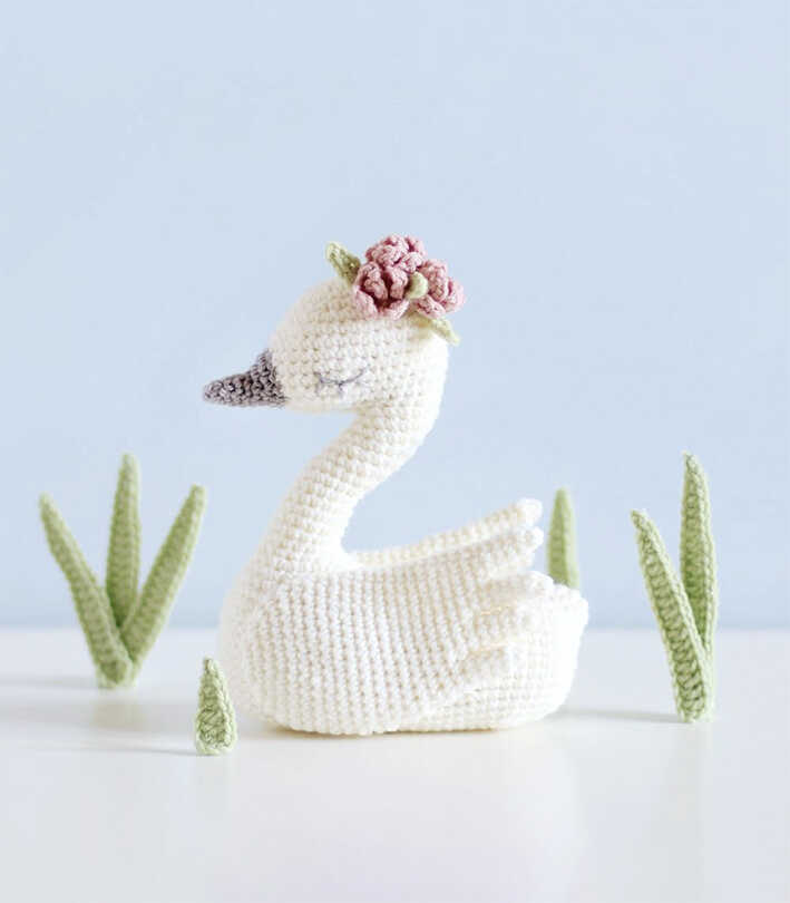 Amigurumi Swan Crochet Free Pattern – Free Crochet Patterns